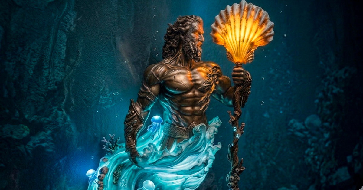 Glows with Warm and Cool Oceanic Tones