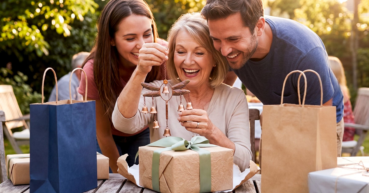 Makes a Unique, Envy-Worthy Gift Instantly